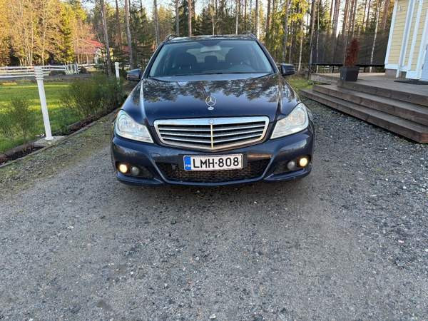 Mercedes-Benz C Куопио - изображение 1