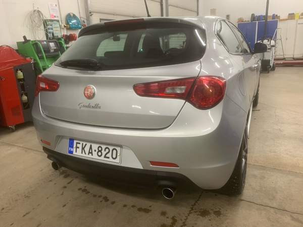 Alfa Romeo Giulietta Vantaa - photo 6