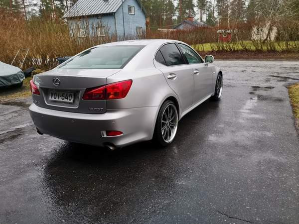 Lexus IS Jyvaeskylae - valokuva 7