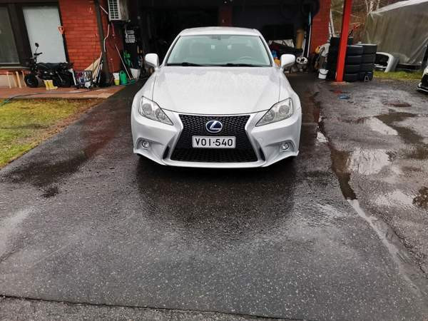Lexus IS Jyväskylä - valokuva 3