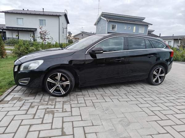 Volvo V60 Nurmijaervi - valokuva 7