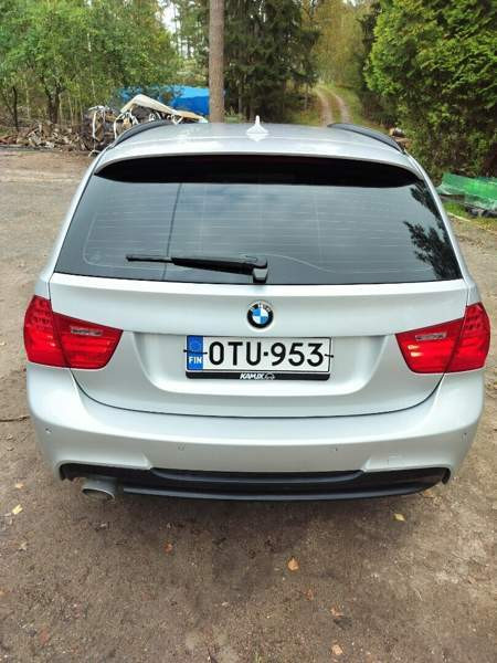 BMW 320 Raasepori - valokuva 5