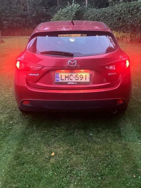 Mazda 3 Oulu - valokuva 7