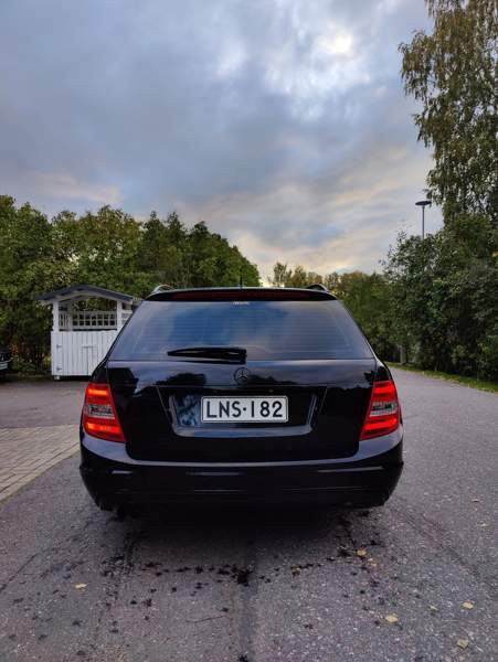 Mercedes-Benz C Хейнола - изображение 6