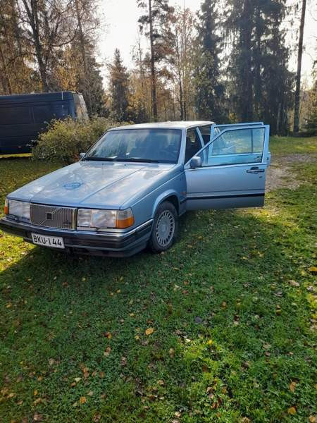 Volvo 760 Nokia - valokuva 1