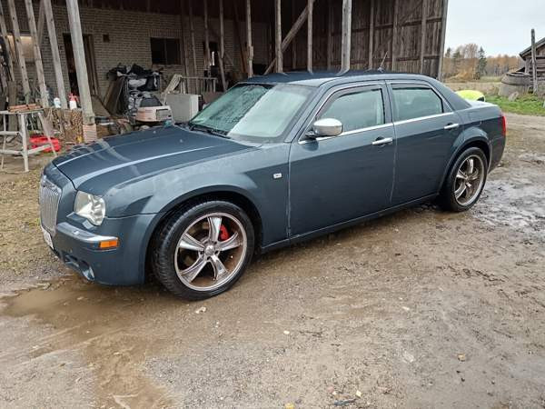 Chrysler 300C Orivesi - valokuva 5