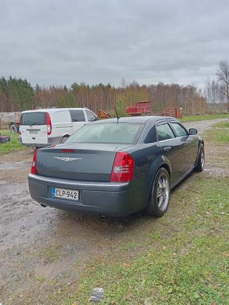 Chrysler 300C Orivesi - valokuva 6