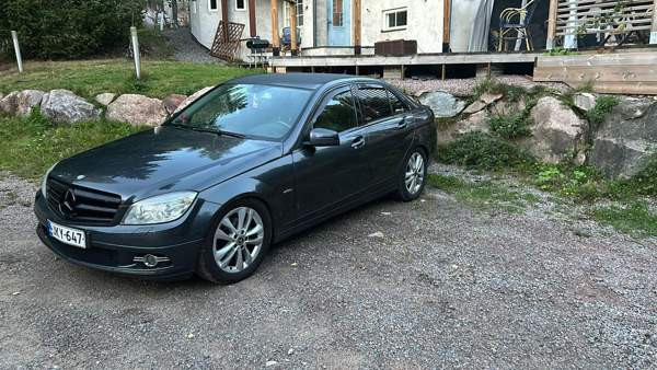 Mercedes-Benz C Siuntio - valokuva 3