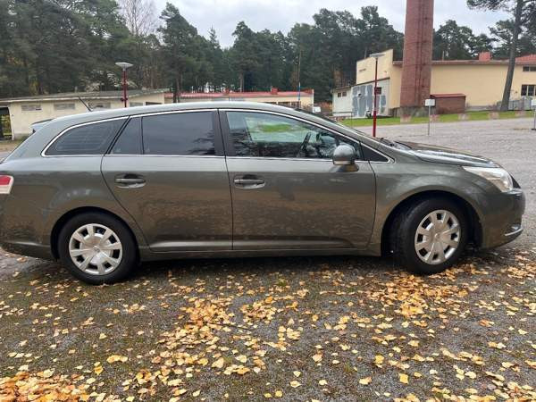 Toyota Avensis Jakobstad - photo 5