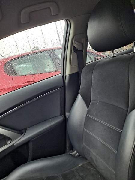 Toyota Avensis Rauma - valokuva 3