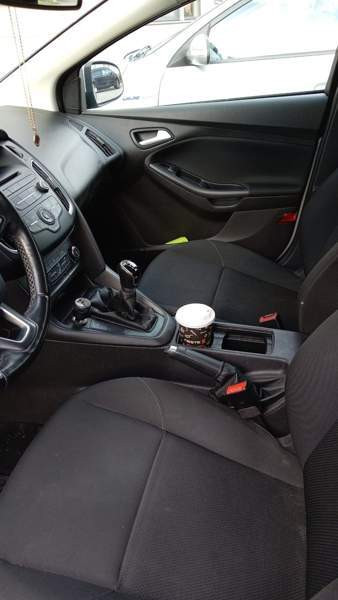 Ford Focus Espoo - valokuva 8