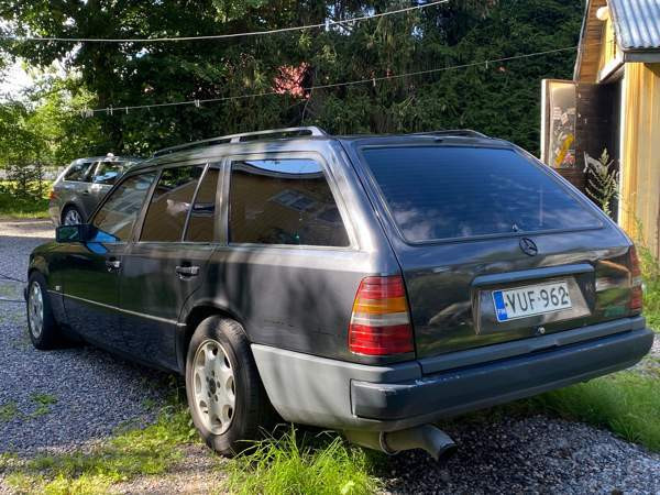 Mercedes-Benz 300 Helsinki - valokuva 2
