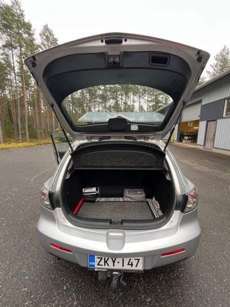 Mazda 3 Uusikaupunki - valokuva 8