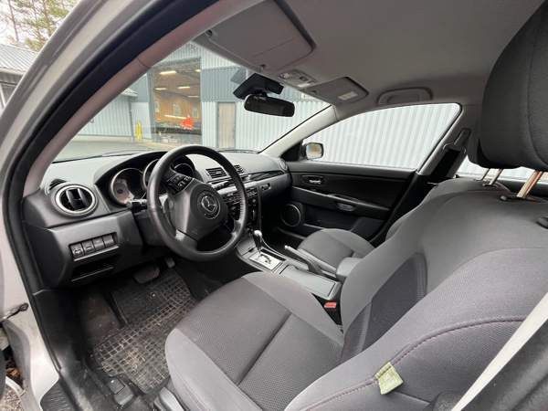 Mazda 3 Uusikaupunki - valokuva 5