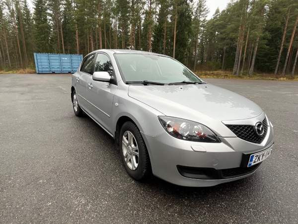 Mazda 3 Uusikaupunki - valokuva 1
