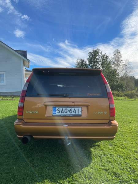 Volvo V70 Kruunupyy - valokuva 4