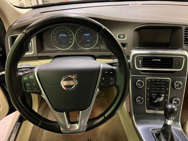 Volvo V60 Jyväskylä - valokuva 6