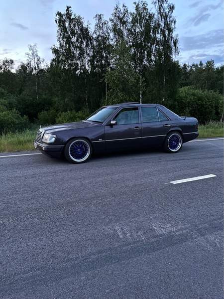 Mercedes-Benz 300 Raahe - valokuva 3