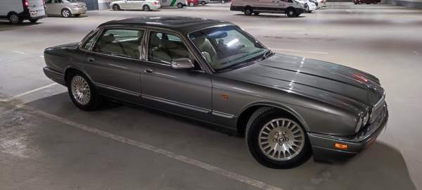 Jaguar XJ Tampere - valokuva 3