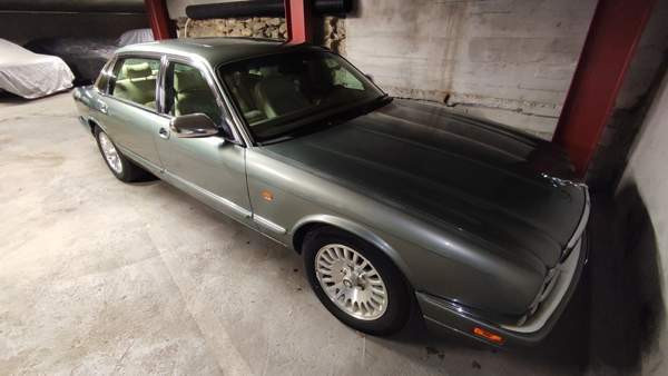 Jaguar XJ Tampere - valokuva 1