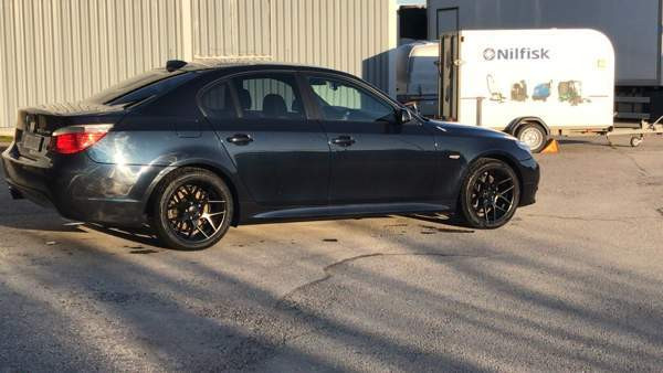 BMW 530 Turtkul - valokuva 2