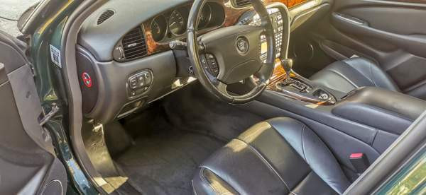 Jaguar XJ Oulu - valokuva 5