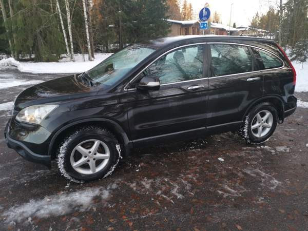 Honda CR-V Glebychevo - valokuva 2