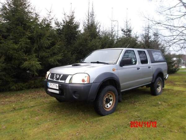 Nissan Pickup Zaporiz'ka Oblast' - valokuva 1