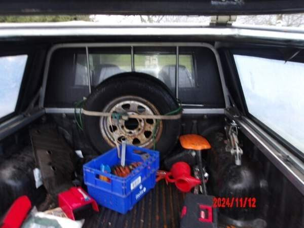 Nissan Pickup Zaporiz'ka Oblast' - valokuva 8