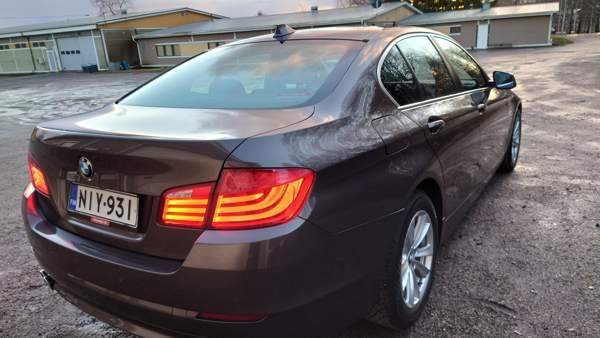 BMW 520 Лохья - изображение 4