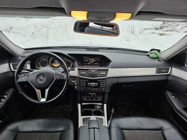 Mercedes-Benz E Maentsaelae - photo 4