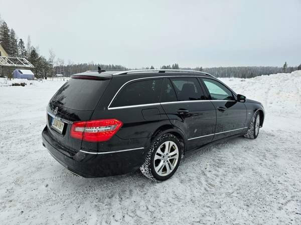 Mercedes-Benz E Maentsaelae - photo 7