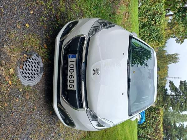 Peugeot 208 Pirkkala - изображение 3