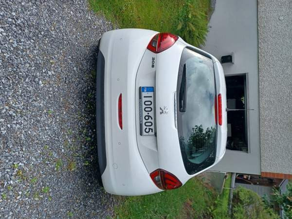 Peugeot 208 Pirkkala - изображение 4