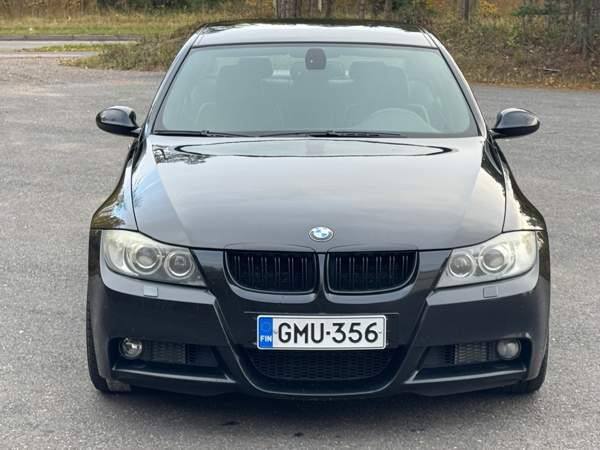 BMW 330 Lappeenranta - valokuva 2