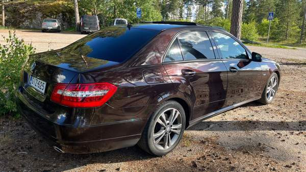 Mercedes-Benz 300 Damascus Governorate - valokuva 7