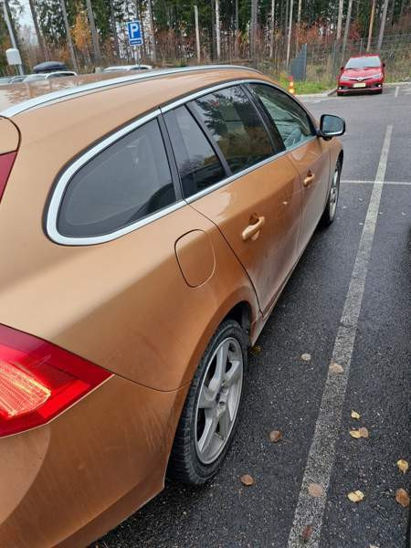 Volvo V60 Helsinki - изображение 6