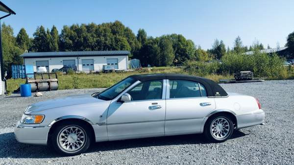 Lincoln Town Car Nokia – foto 6