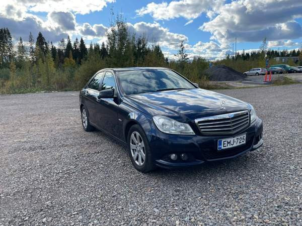 Mercedes-Benz C Вантаа - изображение 1