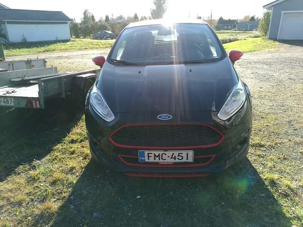 Ford Fiesta Muhos - изображение 3