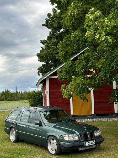 Mercedes-Benz 300 Pieksämäki - photo 2