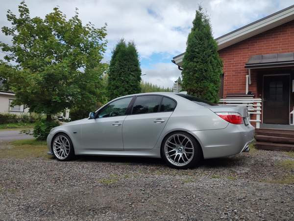 BMW 525 Pieksämäki - изображение 3