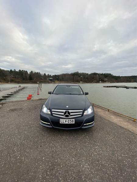 Mercedes-Benz C Turtkul - valokuva 6