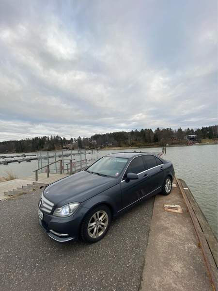 Mercedes-Benz C Turtkul - valokuva 1