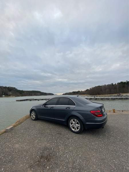 Mercedes-Benz C Turtkul - valokuva 2