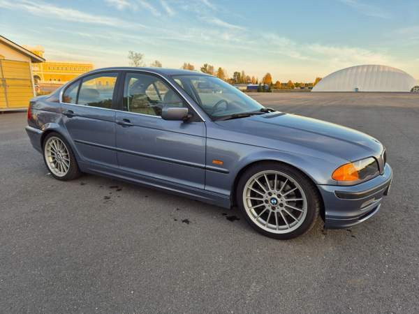 BMW 325 Alavus - valokuva 1