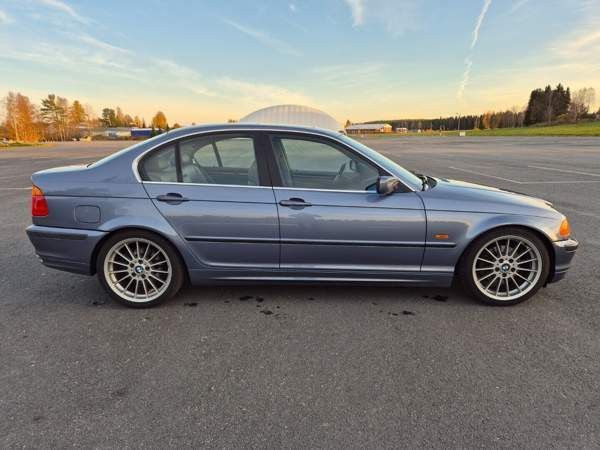 BMW 325 Alavus - valokuva 5