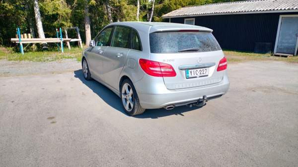 Mercedes-Benz B Oulu - valokuva 2