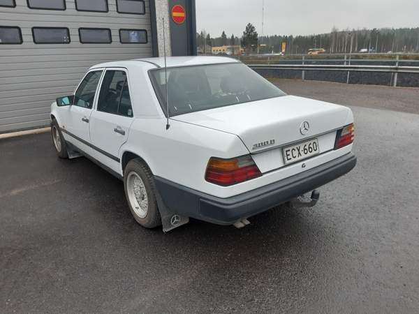 Mercedes-Benz 300 Hämeenkyrö - photo 4