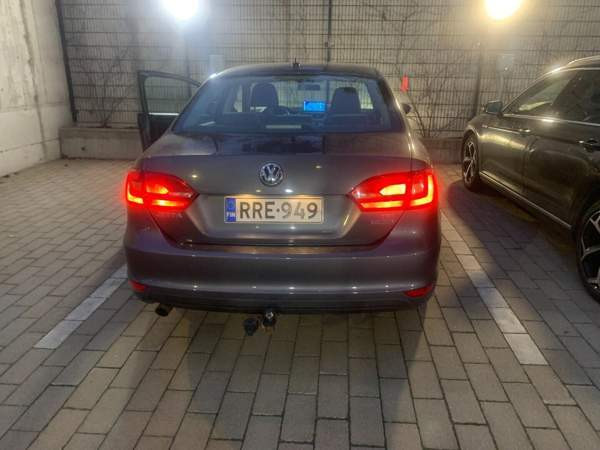 Volkswagen Jetta Helsinki - изображение 8